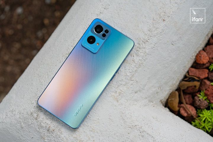 OPPO Reno7 Pro ⣺йè۾ͷᷢ