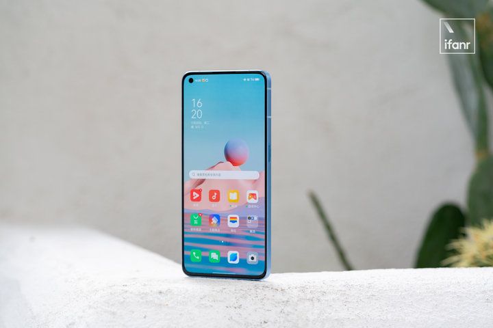 OPPO Reno7 Pro ⣺йè۾ͷᷢ