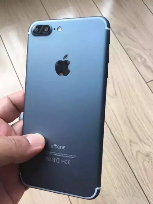 iPhone7 Plus5ɫȫع